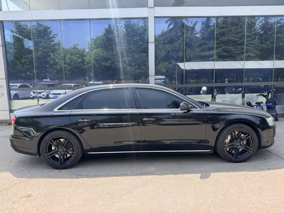 奧迪 奧迪A8  2014款 A8L 45 TFSI quattro豪華型圖片