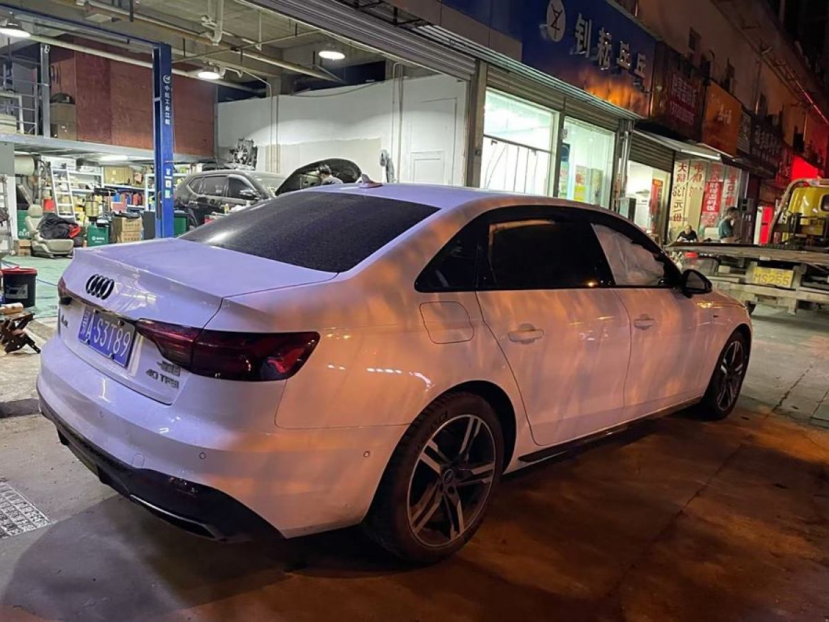 奧迪 奧迪A4L  2022款 40 TFSI 豪華動(dòng)感型圖片