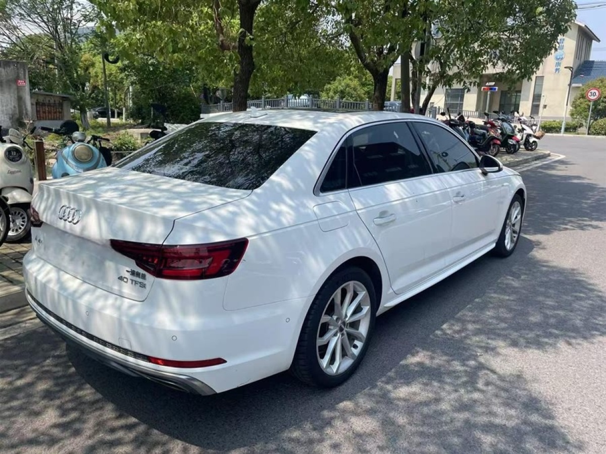 奧迪 奧迪A4L  2019款 40 TFSI 時(shí)尚型 國(guó)VI圖片