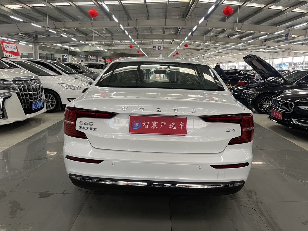 沃爾沃 S60L  2025款 B4 智遠豪華版圖片