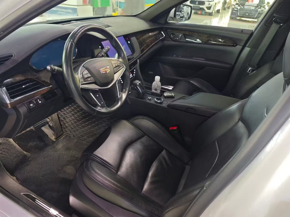 凱迪拉克 CT6  2019款 28T 豪華型圖片