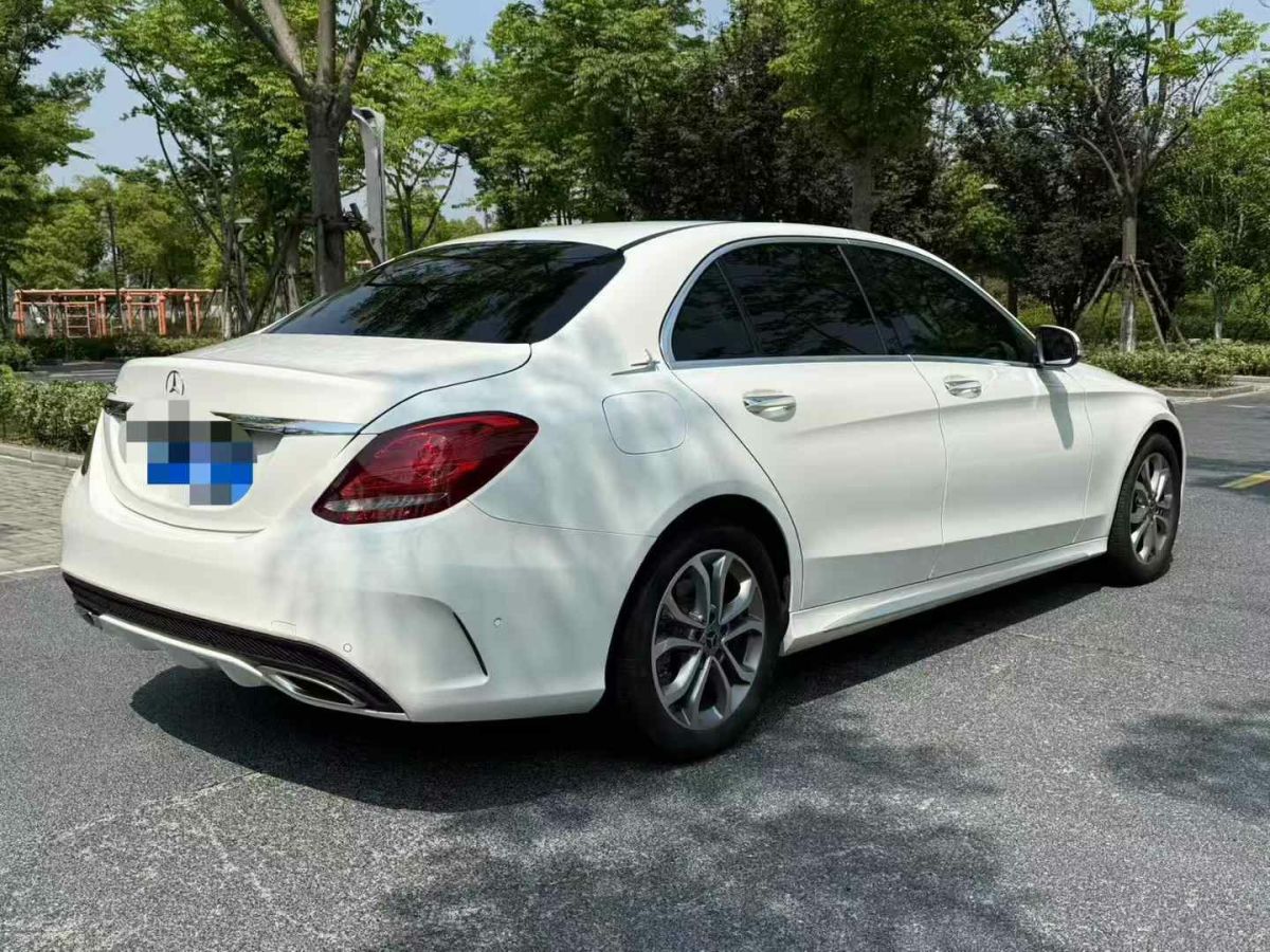 奔馳 奔馳C級(jí)  2018款 C 300 L圖片
