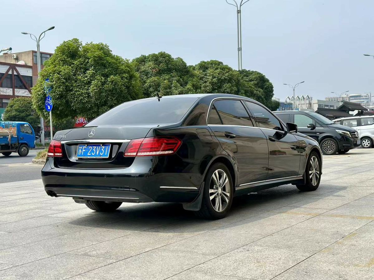 奔馳 奔馳E級  2013款 E 260 L CGI優(yōu)雅型圖片