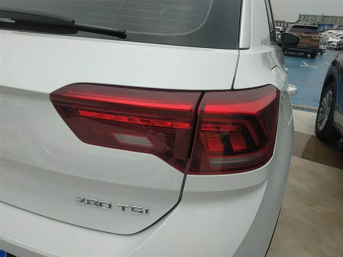 大眾 T-ROC探歌  2021款 改款 280TSI DSG兩驅(qū)精英智聯(lián)版圖片