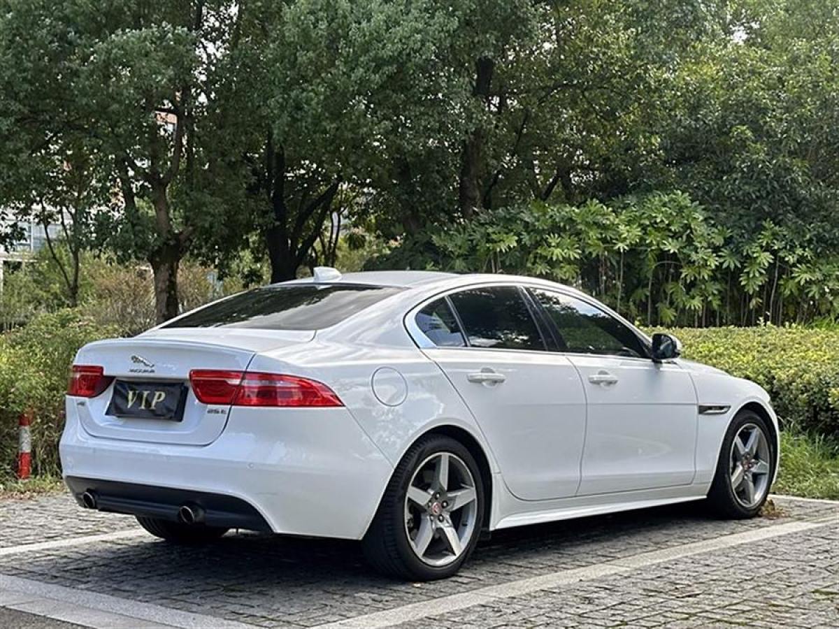 捷豹 XE  2017款 2.0T 240PS R-Sport圖片