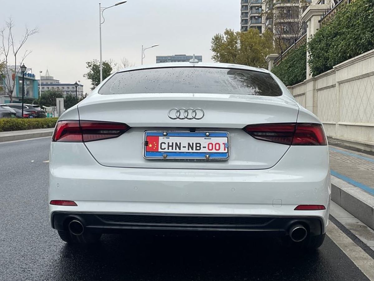 奧迪 奧迪A5  2019款 Sportback 40 TFSI 時(shí)尚型圖片