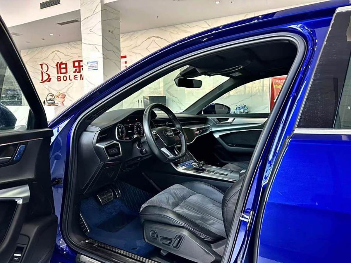 奧迪 奧迪A6L  2019款 45 TFSI quattro 尊享動(dòng)感型圖片