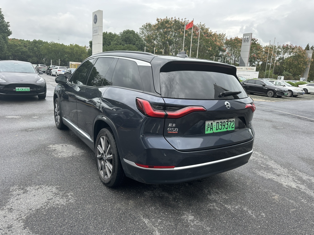 蔚來 ES8  2020款 580KM 基準(zhǔn)版 七座版圖片