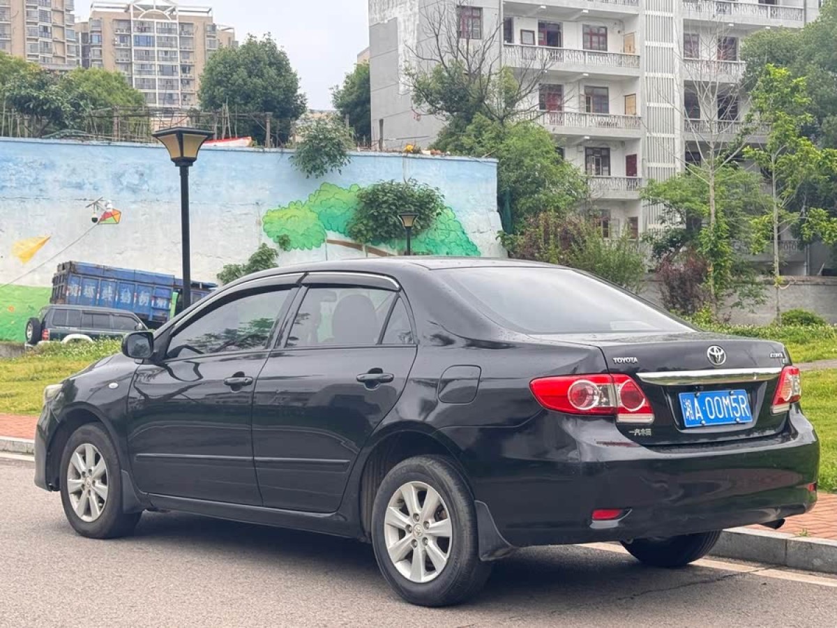 豐田 卡羅拉  2013款 特裝版 1.6L 自動(dòng)至酷型GL圖片