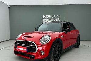 MINI MINI 2.0T COOPER S 60周年紀(jì)念版 五門版