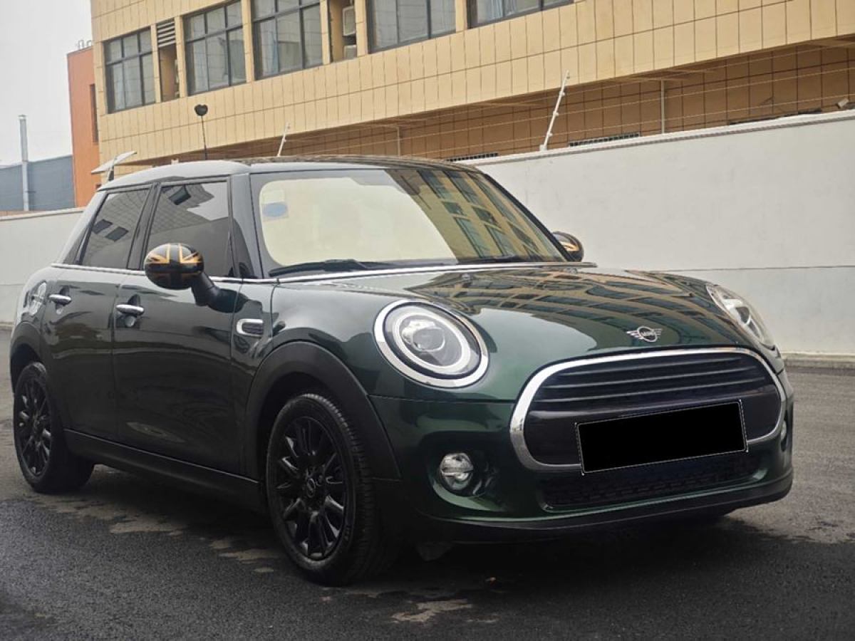 2018年7月MINI MINI  2018款 1.5T COOPER 經(jīng)典派 五門版