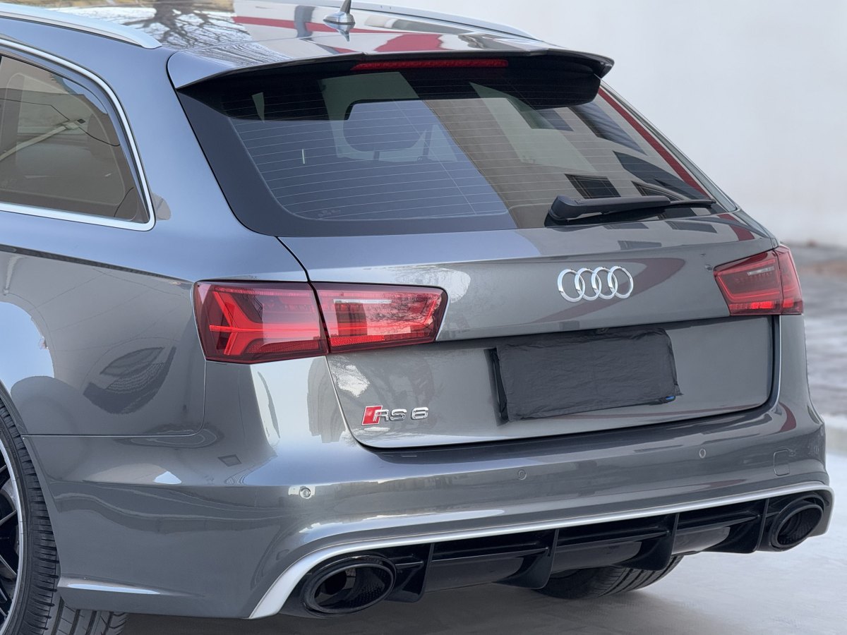 奧迪 奧迪RS 6  2016款 RS 6 4.0T Avant圖片