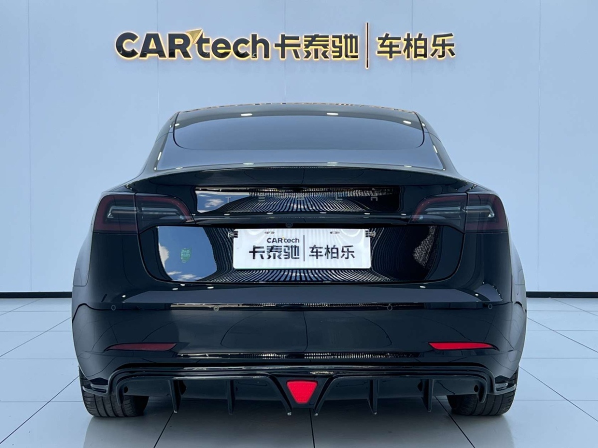 特斯拉 Model 3  2022款 改款 后輪驅(qū)動版圖片