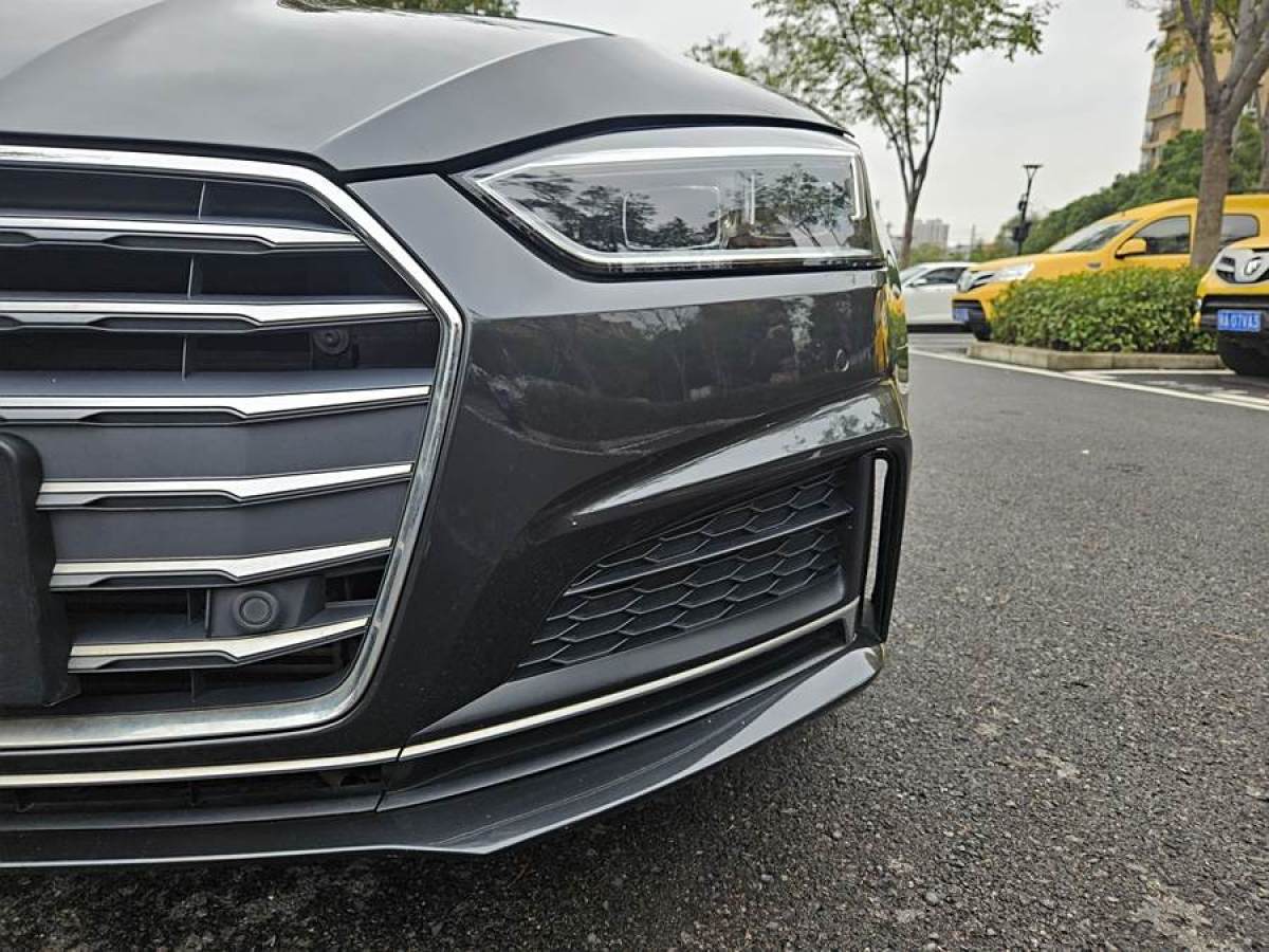 奧迪 奧迪A5  2019款 Sportback 40 TFSI 時(shí)尚型圖片