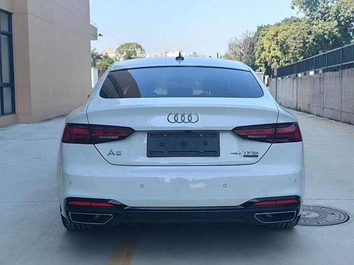 奧迪 奧迪A5  2023款 Sportback 40 TFSI quattro 豪華動感型圖片