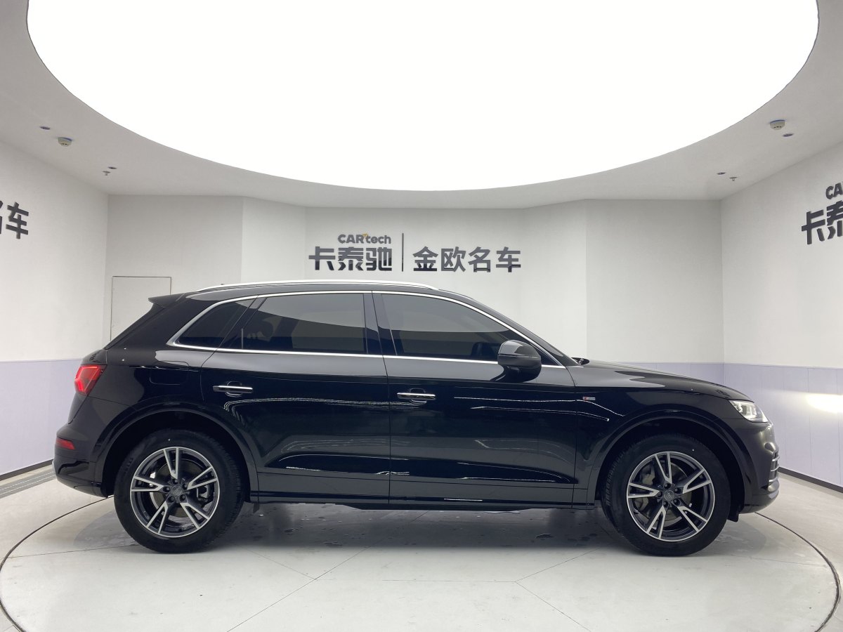 奧迪 奧迪Q5L  2020款 改款 40 TFSI 榮享時尚型圖片