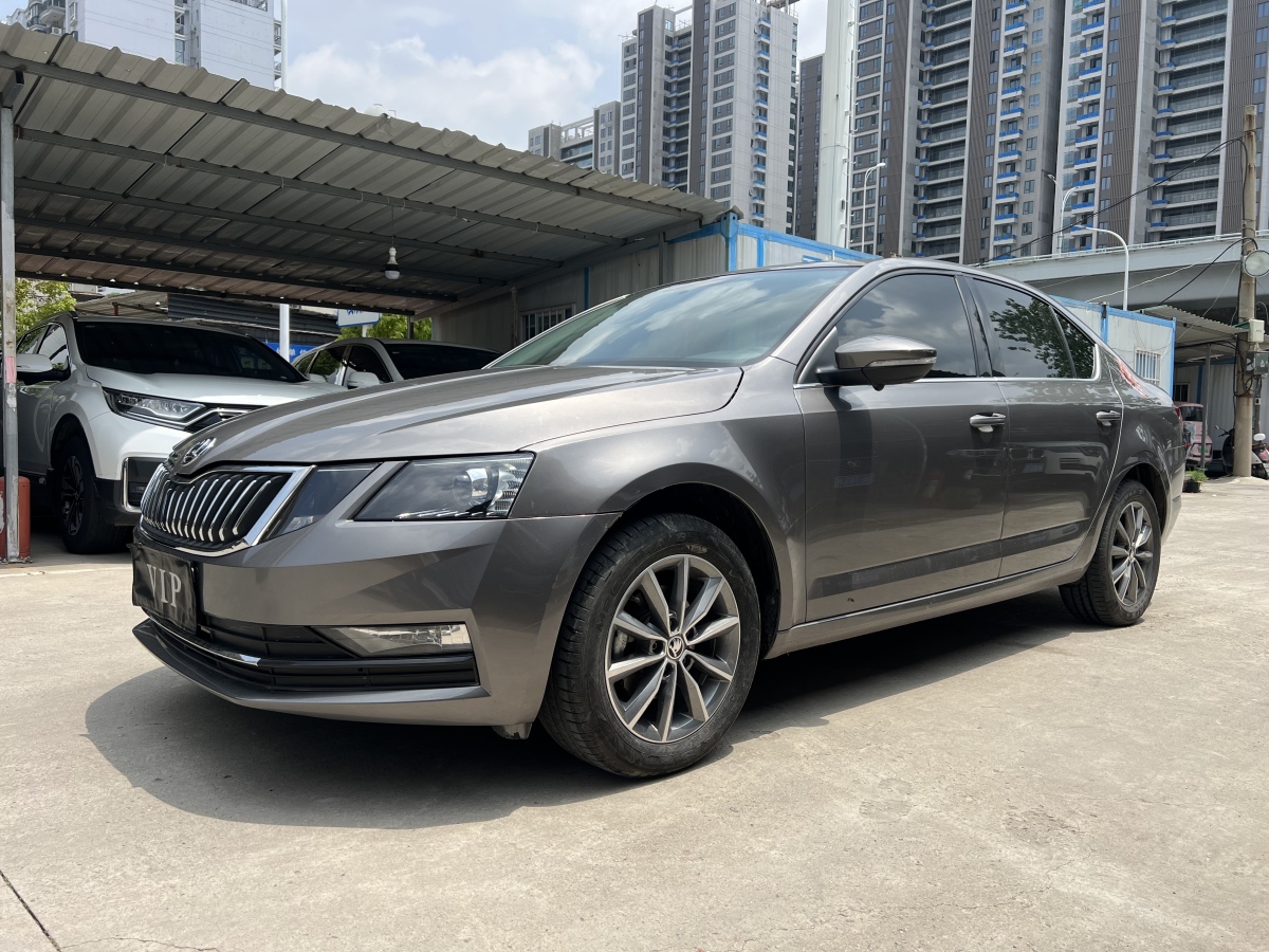 斯柯達(dá) 明銳  2022款 1.5L 自動(dòng)舒享版圖片