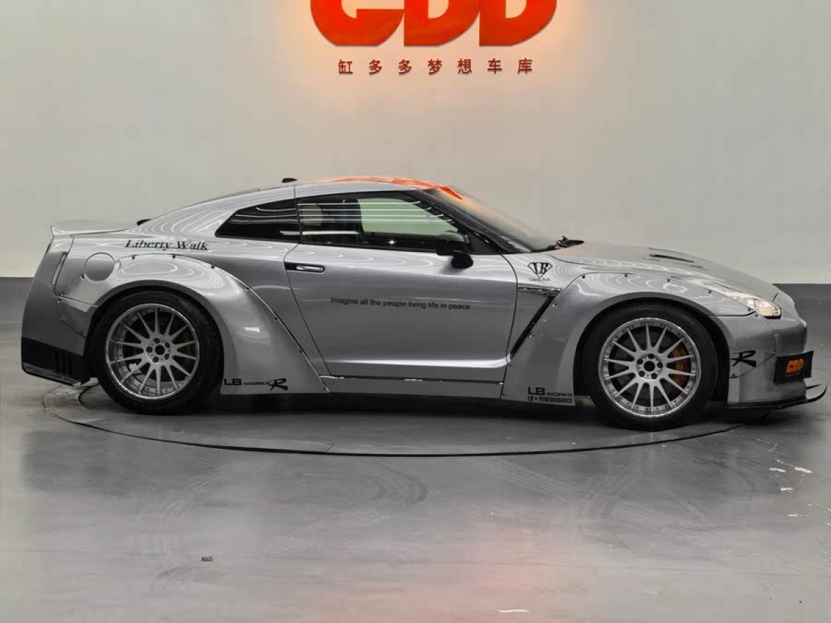 日產(chǎn) GT-R  2012款 3.8T Premium Edition圖片