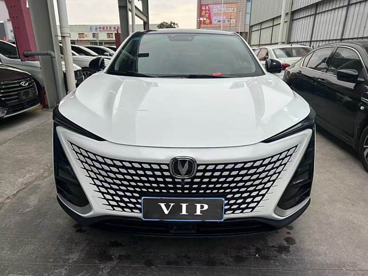 長(zhǎng)安 UNI-T  2020款 1.5T 豪華型圖片