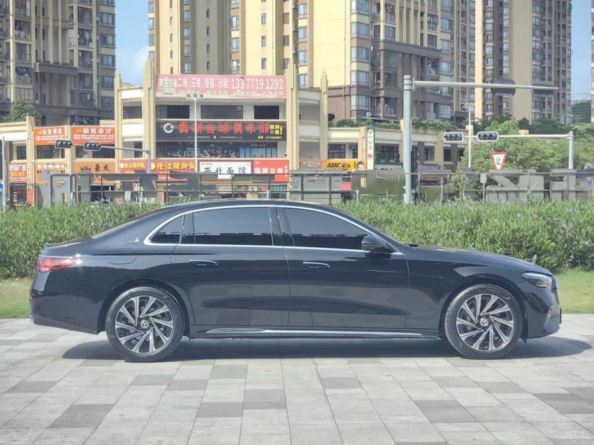 奔馳 奔馳E級  2025款 改款 E 300 L 豪華型圖片