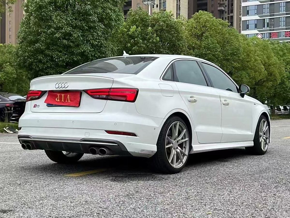 奧迪 奧迪S3  2017款 改款 S3 2.0T Limousine圖片