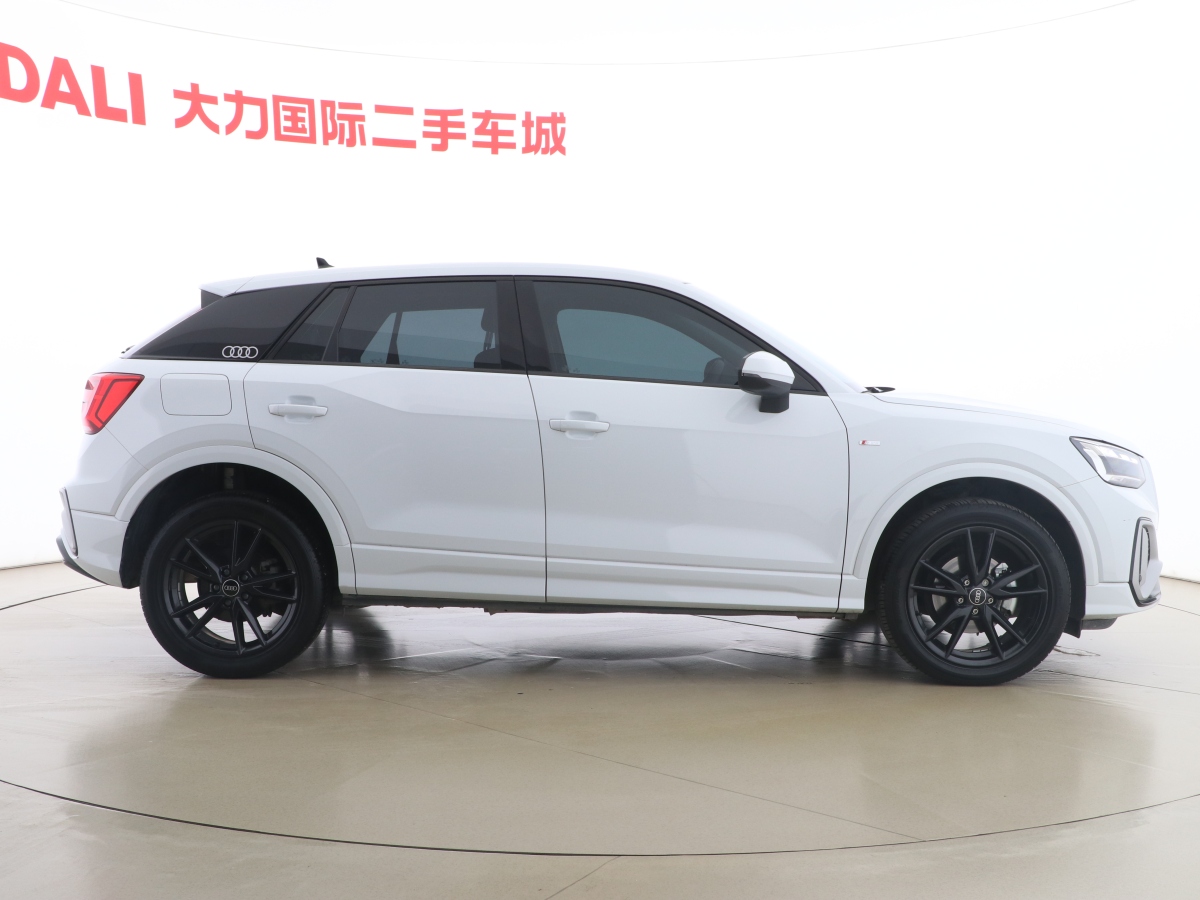 奧迪 奧迪Q2L  2022款 35 TFSI 進(jìn)取致雅型圖片