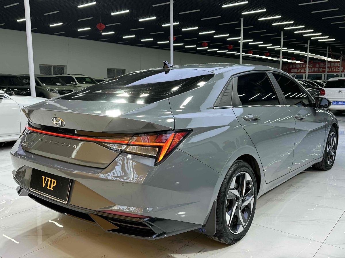 現(xiàn)代 伊蘭特  2022款 1.5L CVT LUX尊貴版圖片