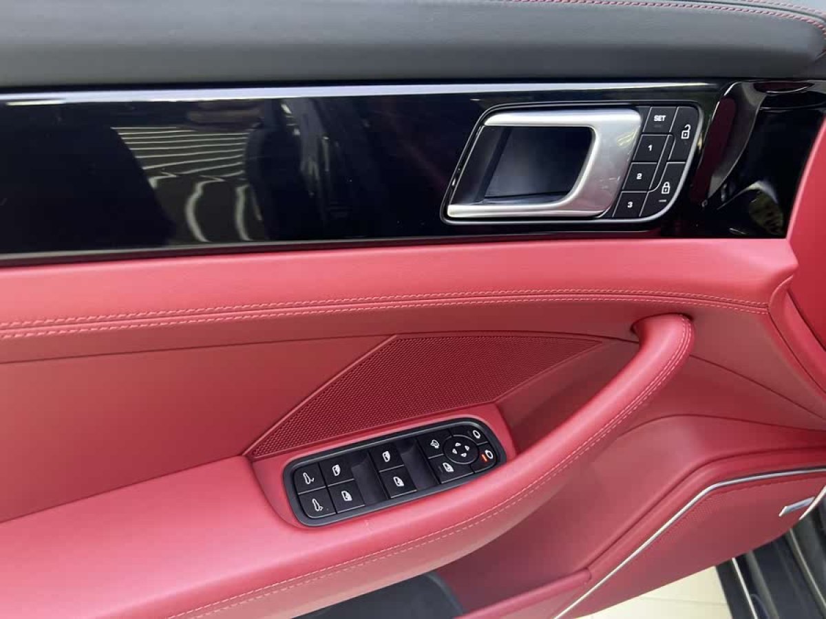 保時(shí)捷 Panamera  2022款 Panamera 4 行政加長版 2.9T圖片