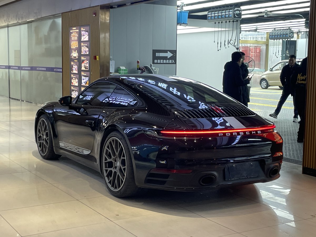 保時(shí)捷 911  2023款 Carrera 3.0T圖片