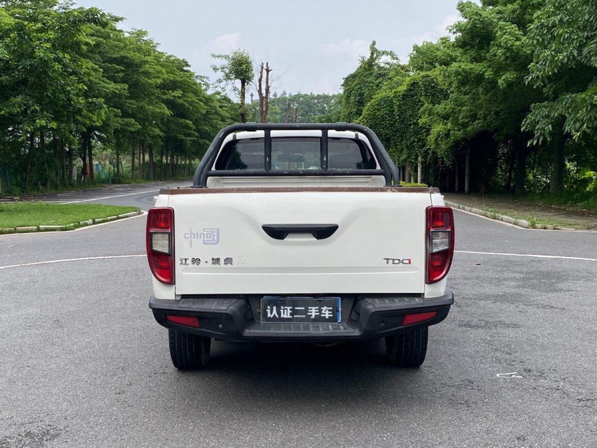 江铃 域虎3  2018款 2.5T柴油两驱豪华神盾版长轴距图片