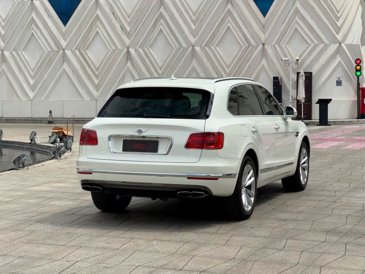 賓利 添越  2018款 4.0T V8圖片