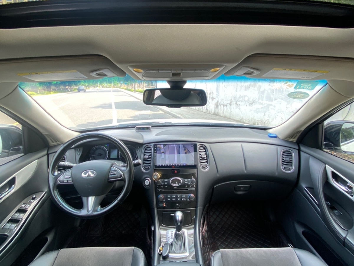英菲尼迪 QX50  2015款 2.5L 舒適版圖片