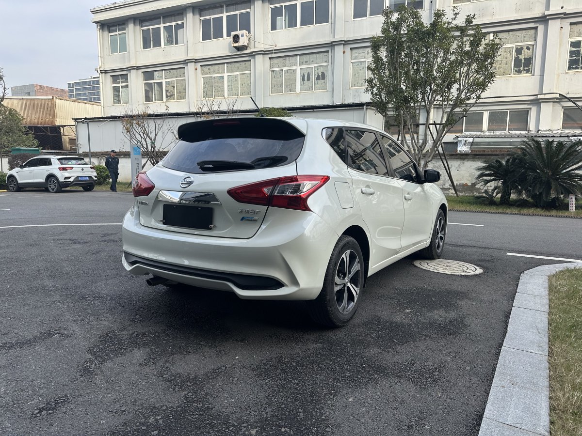 日產(chǎn) 騏達(dá)  2016款 1.6L CVT智行版圖片