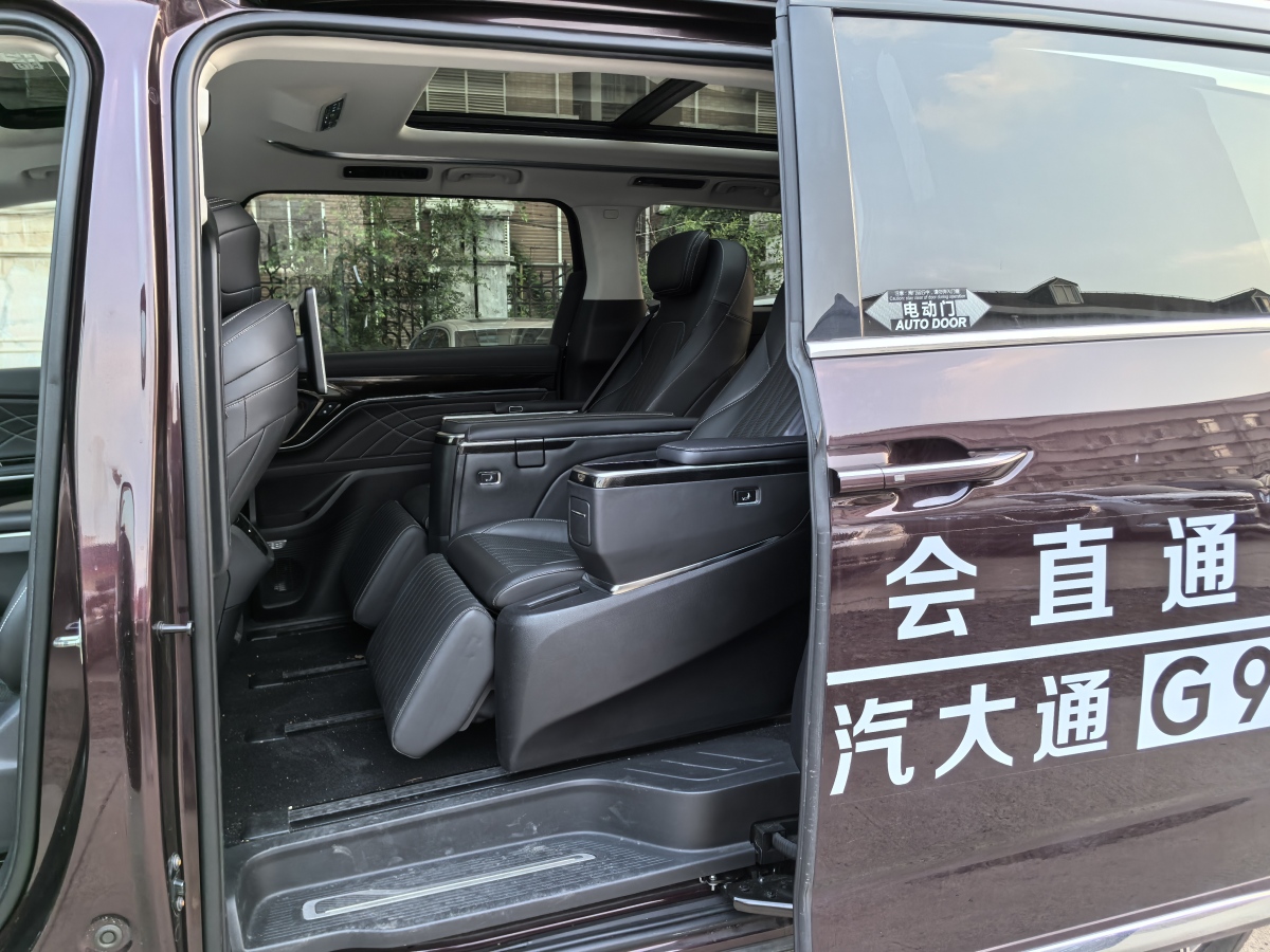 2022年5月上汽大通 上汽大通MAXUS G90  2022款 2.0T 星際七座版