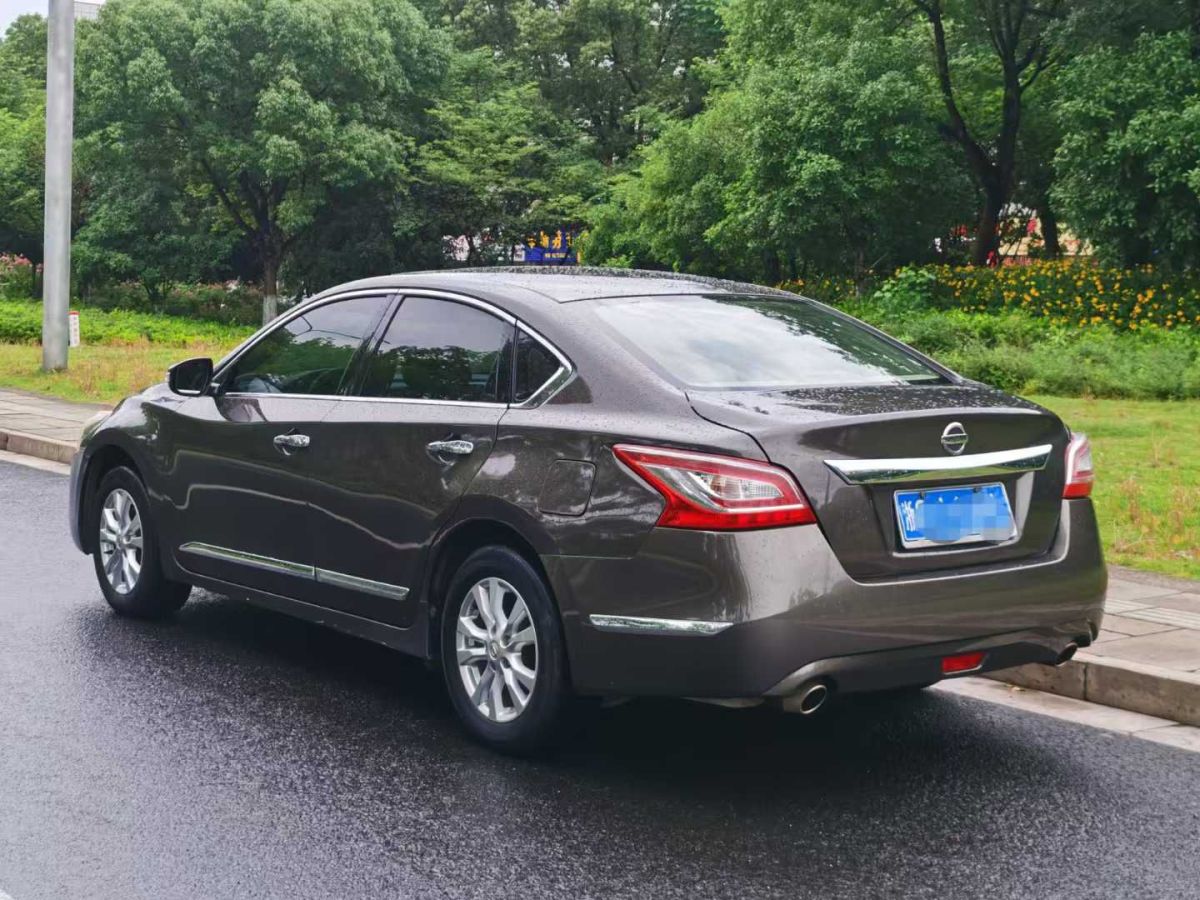 日產(chǎn) 天籟  2013款 2.0L XE時尚版圖片