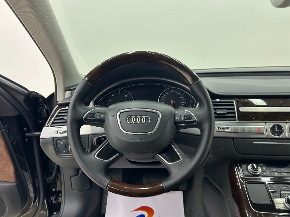 奧迪 奧迪A8  2016款 A8L 45 TFSI quattro豪華型圖片