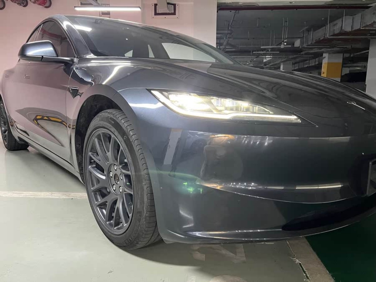特斯拉 Model 3  2023款 煥新版 后輪驅(qū)動圖片