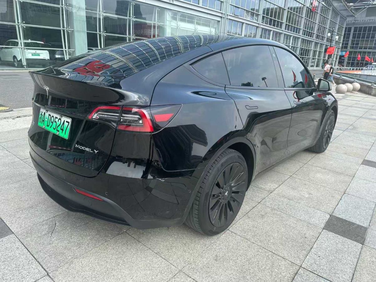 特斯拉 Model S  2021款 Plaid Plus 版圖片