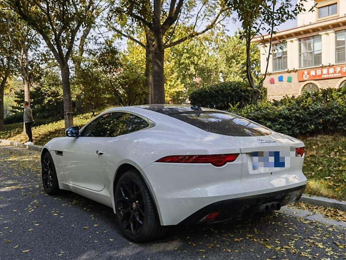 2015年10月捷豹 F-TYPE  2016款 3.0T 硬頂版