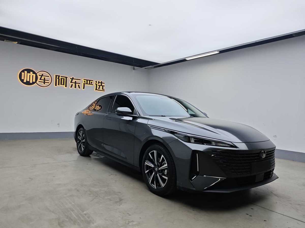 長(zhǎng)安 逸達(dá)  2023款 藍(lán)鯨NE 1.5T GDI DCT領(lǐng)航型圖片