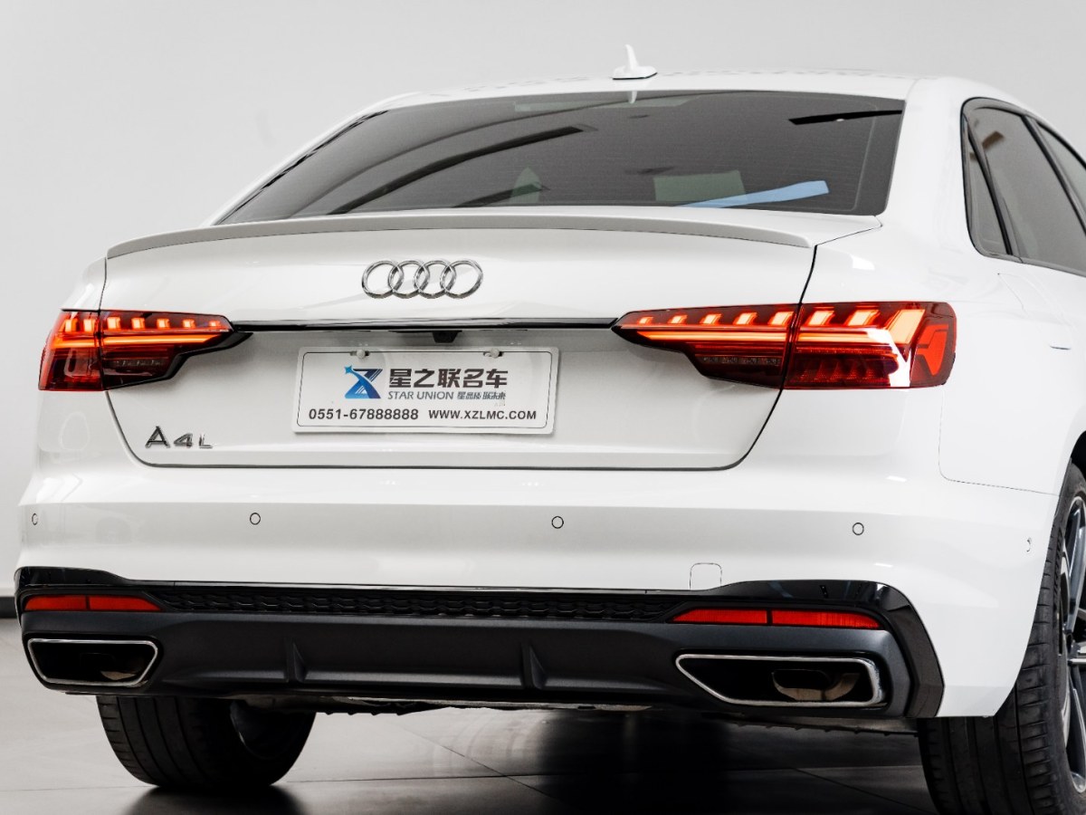 奧迪 奧迪A4L  2022款 45 TFSI quattro 臻選動感型圖片