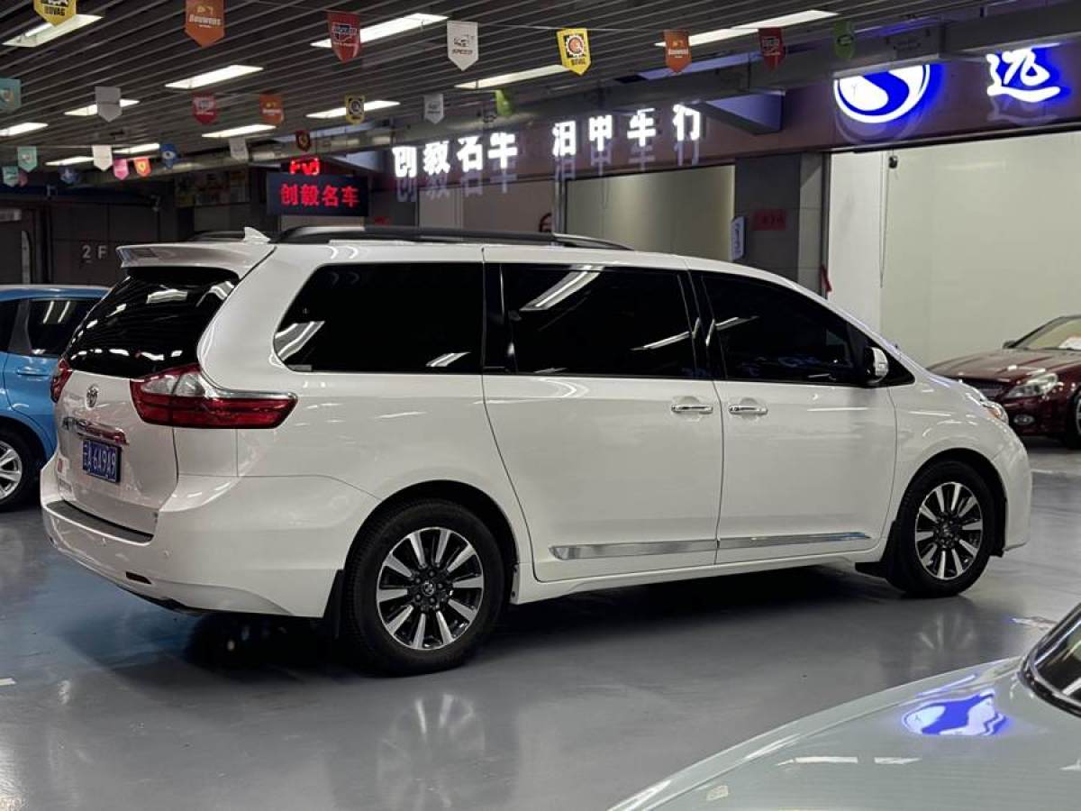 豐田 塞納  2015款 3.5L 四驅(qū)L圖片