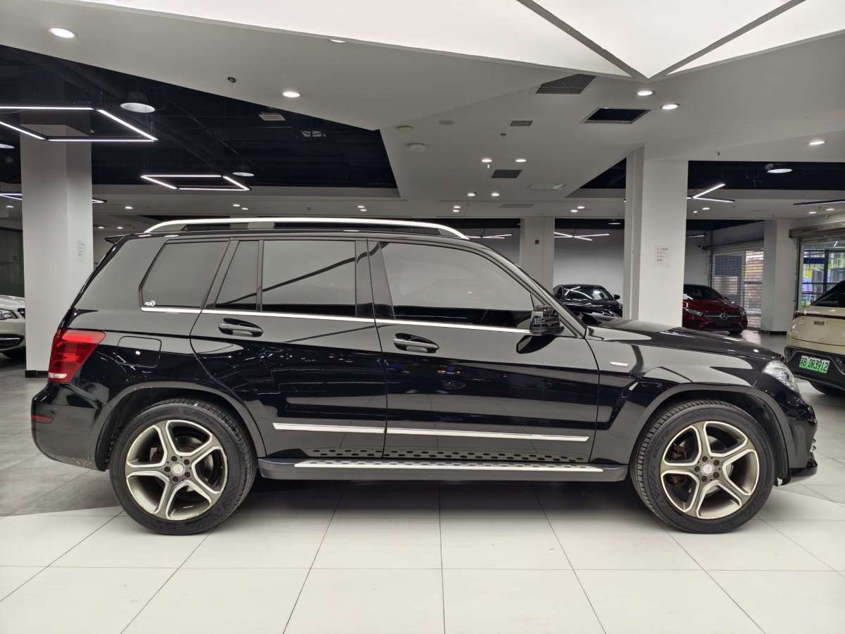 奔馳 奔馳GLK級(jí)  2015款 GLK 300 4MATIC 時(shí)尚型 極致版圖片