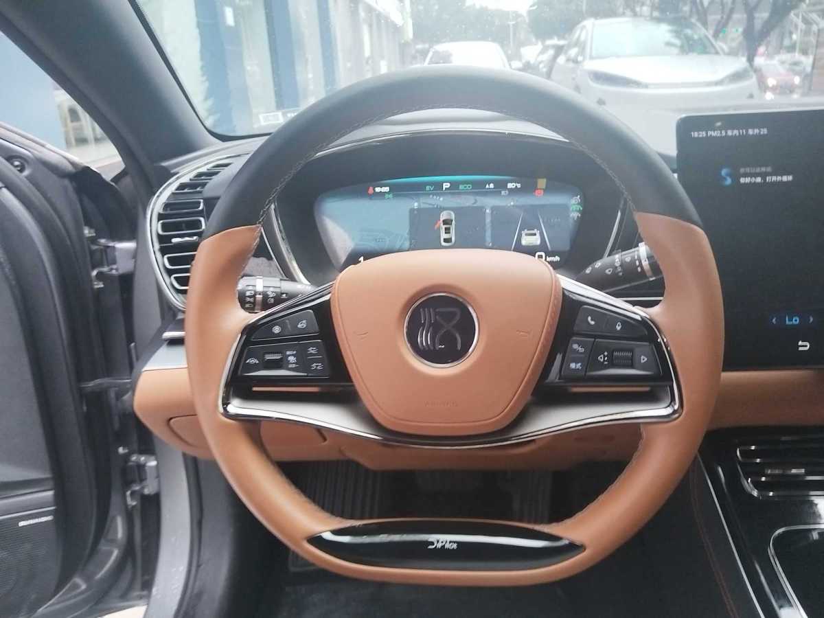 比亞迪 漢  2022款 DM-i 121KM 領(lǐng)航型圖片