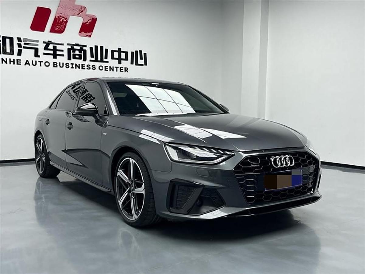 奧迪 奧迪A4L  2022款 45 TFSI quattro 臻選動(dòng)感型圖片