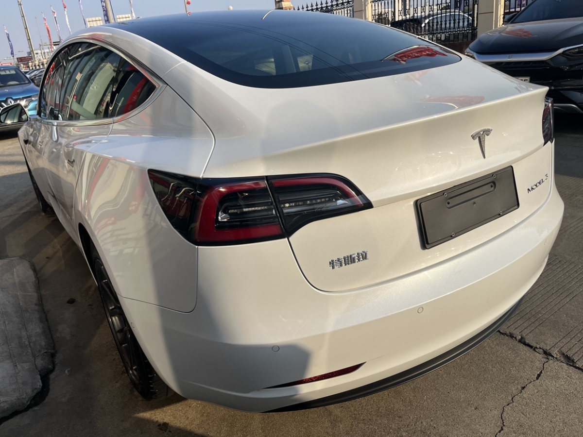 特斯拉Model3圖片