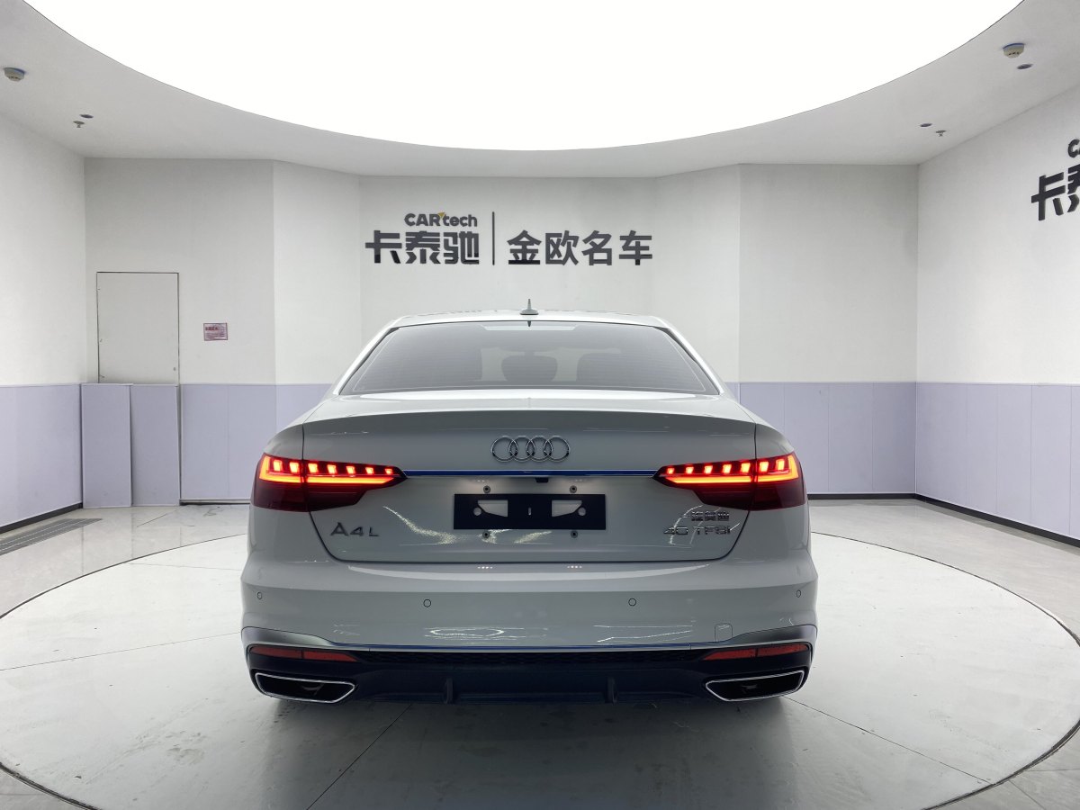 奧迪 奧迪A4L  2022款 40 TFSI 時尚動感型圖片