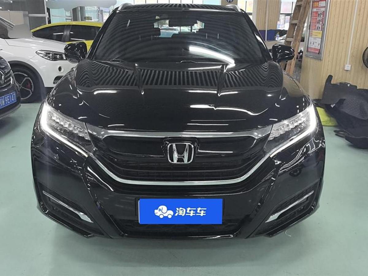 本田 UR-V  2017款 370TURBO 兩驅尊貴版圖片