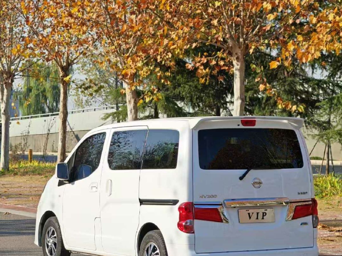 日產(chǎn) NV200  2018款 1.6L CVT尊享型圖片