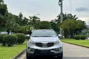 智跑 起亞 2.0L 自動(dòng)兩驅(qū)版GL